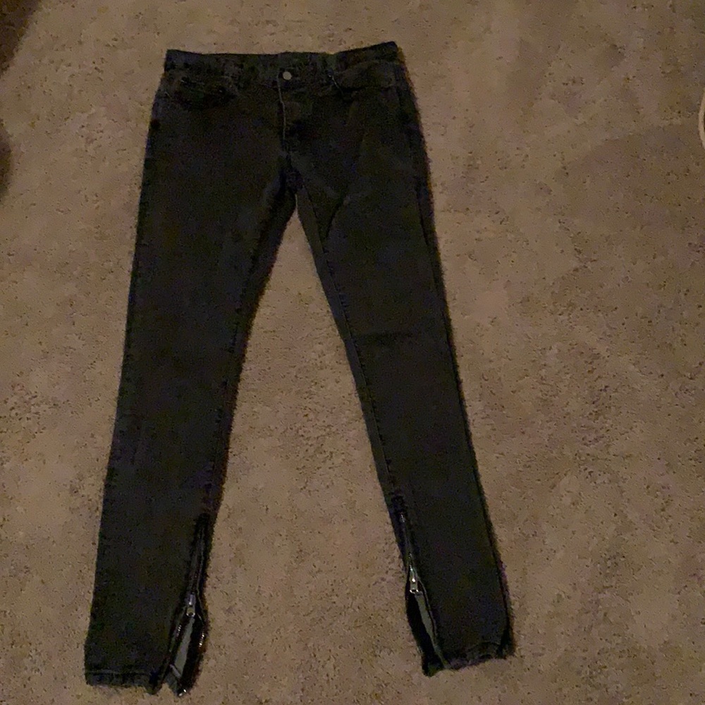 Black MNML jeans size 32 waist